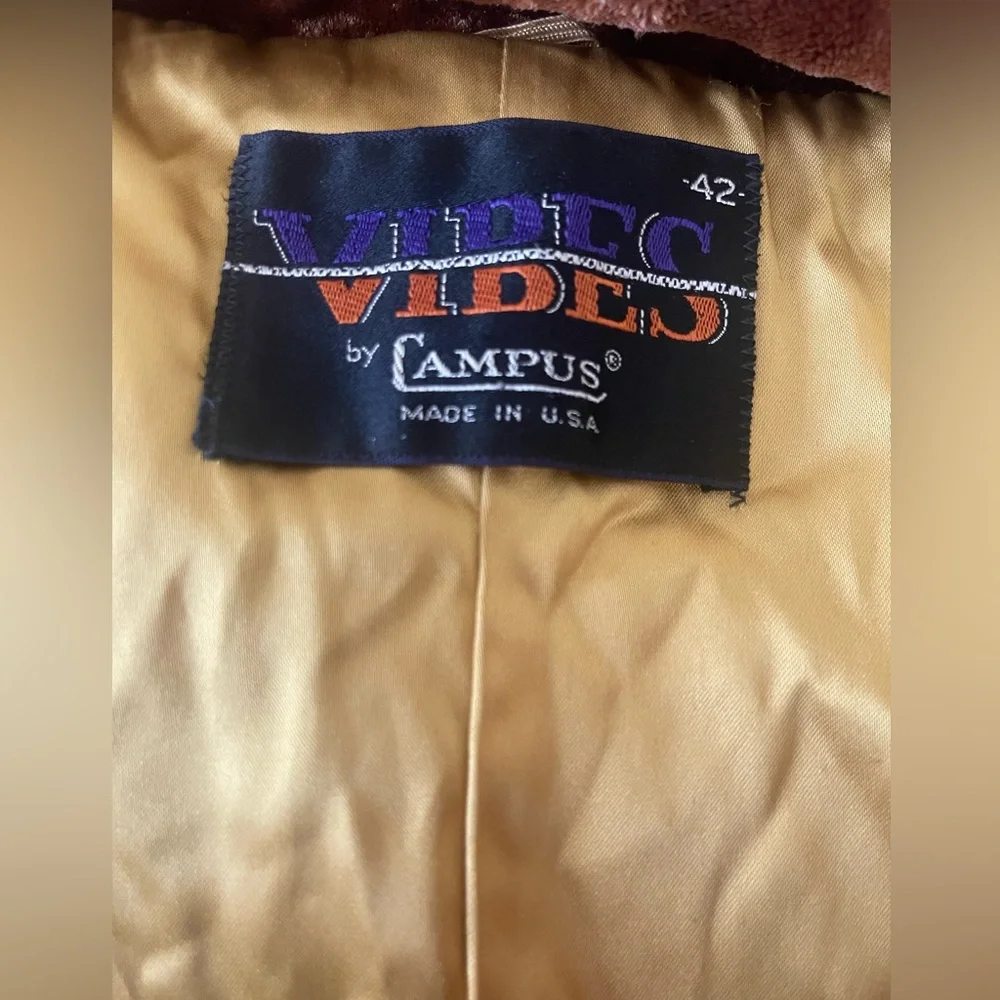 Vintage 70's Crushed Velvet Unisex Mod Midi Coat by Vibes, Campus, Size 42 - Picture 11 of 13